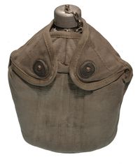 US WWII CANTEEN