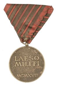 WWI AUSTRIAN AIR FORCE WOUNDED MEDAL #2